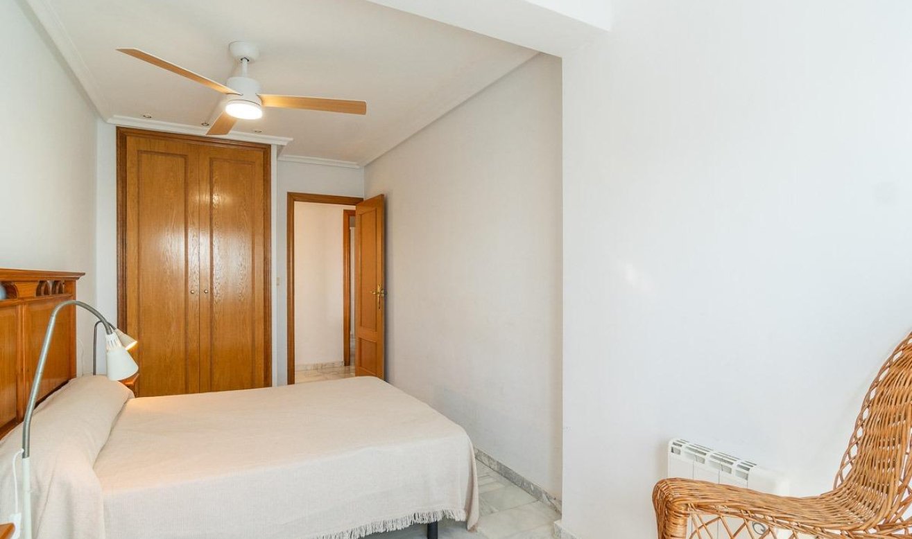 Reventa - Villa - Torrevieja - Playa de la mata