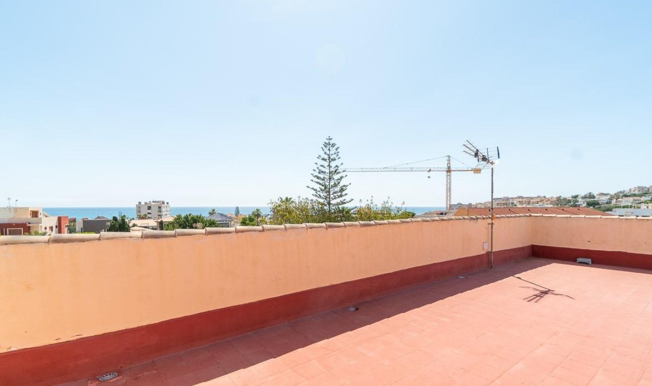 Reventa - Villa - Torrevieja - Playa de la mata