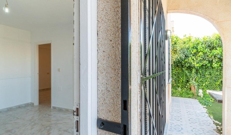 Resale - Terraced house - Torrevieja - Carrefour