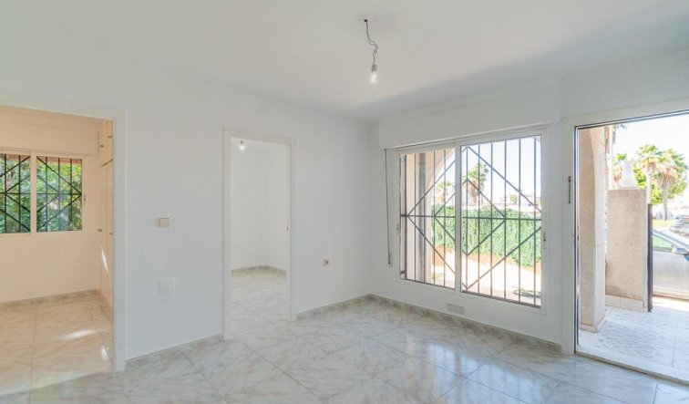 Resale - Terraced house - Torrevieja - Carrefour