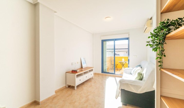 Reventa - Apartamento / piso - Torrevieja - Centro