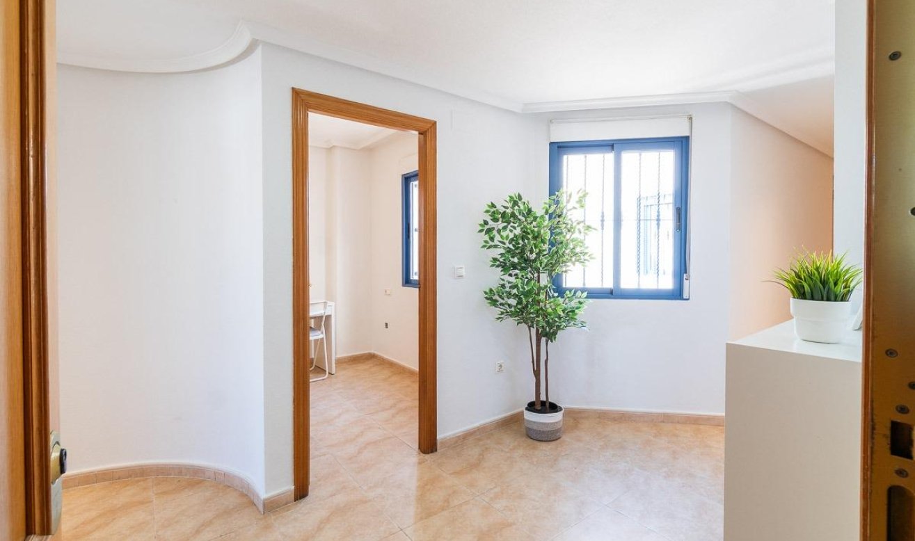 Reventa - Apartamento / piso - Torrevieja - Centro