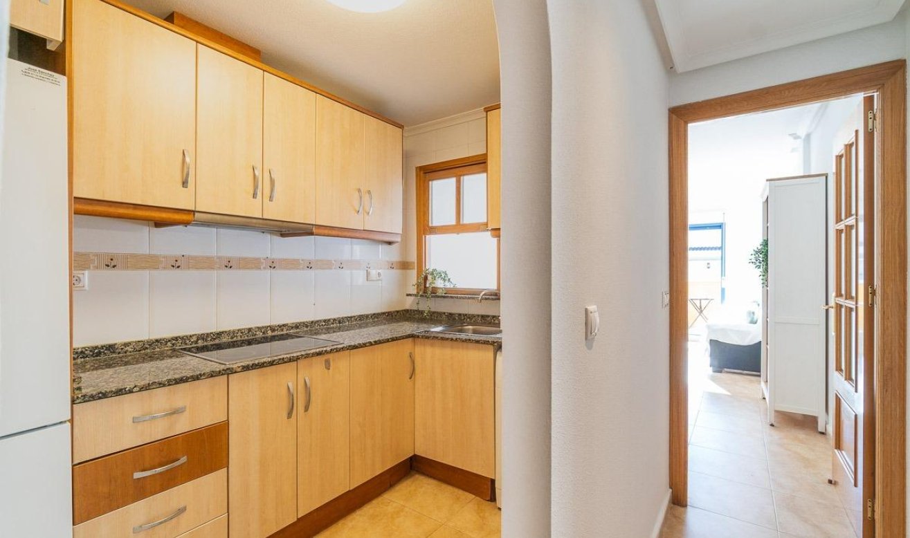 Reventa - Apartamento / piso - Torrevieja - Centro