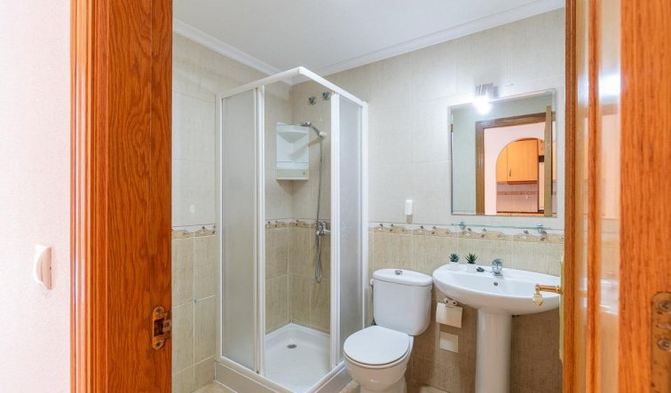 Reventa - Apartamento / piso - Torrevieja - Centro