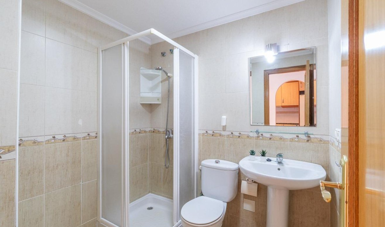 Reventa - Apartamento / piso - Torrevieja - Centro