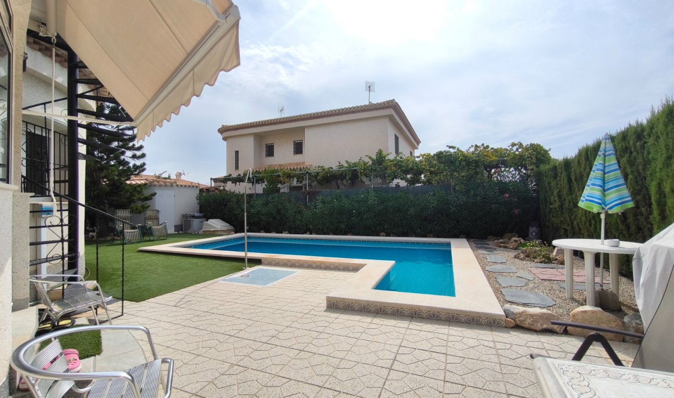 Reventa - Detached Villa - Orihuela Costa - Playa Flamenca