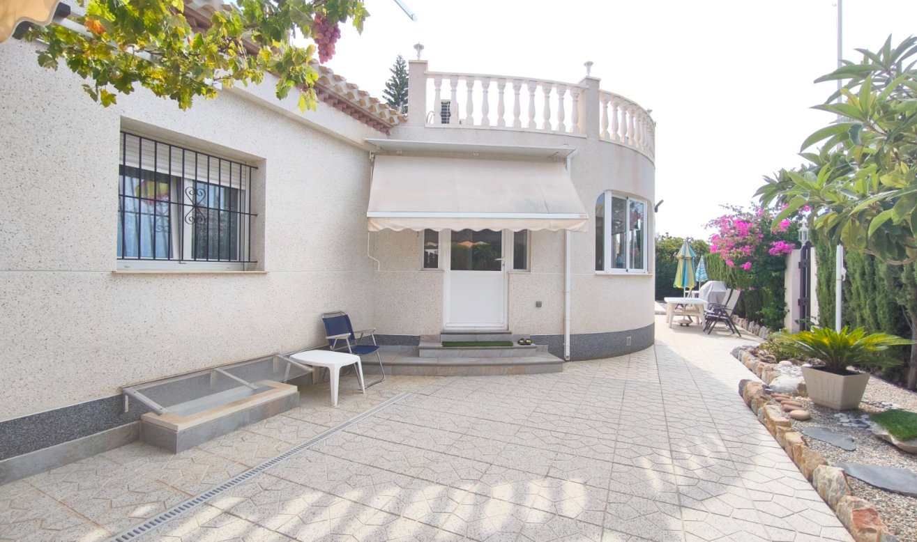 Reventa - Detached Villa - Orihuela Costa - Playa Flamenca