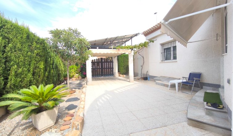 Reventa - Detached Villa - Orihuela Costa - Playa Flamenca