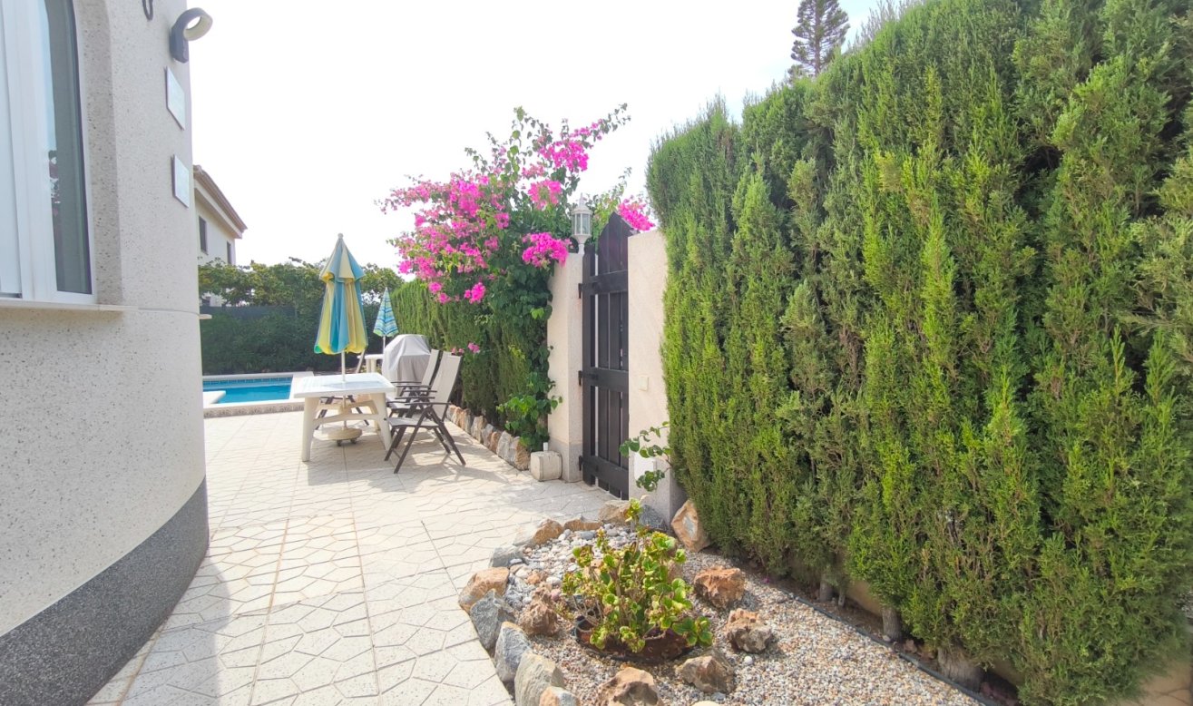 Reventa - Detached Villa - Orihuela Costa - Playa Flamenca