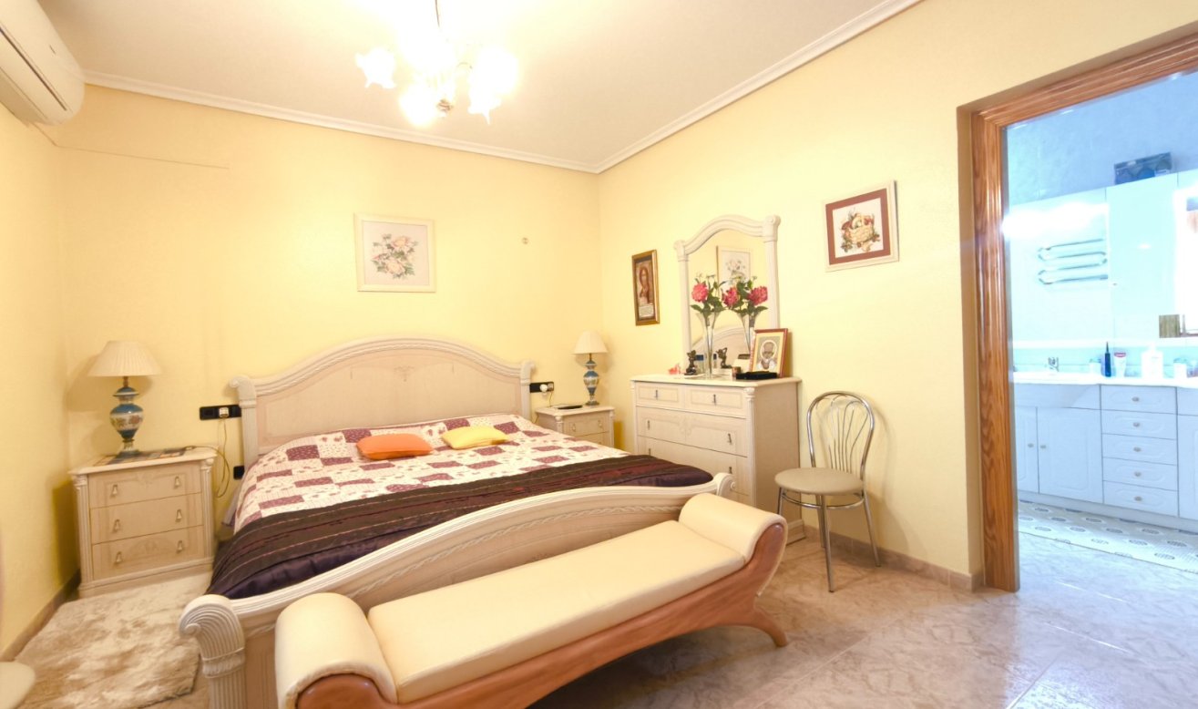 Reventa - Detached Villa - Orihuela Costa - Playa Flamenca