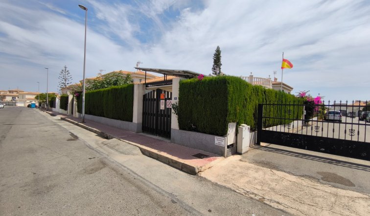 Reventa - Detached Villa - Orihuela Costa - Playa Flamenca