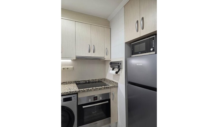 Reventa - Apartamento / piso - Torrevieja - Aguas Nuevas