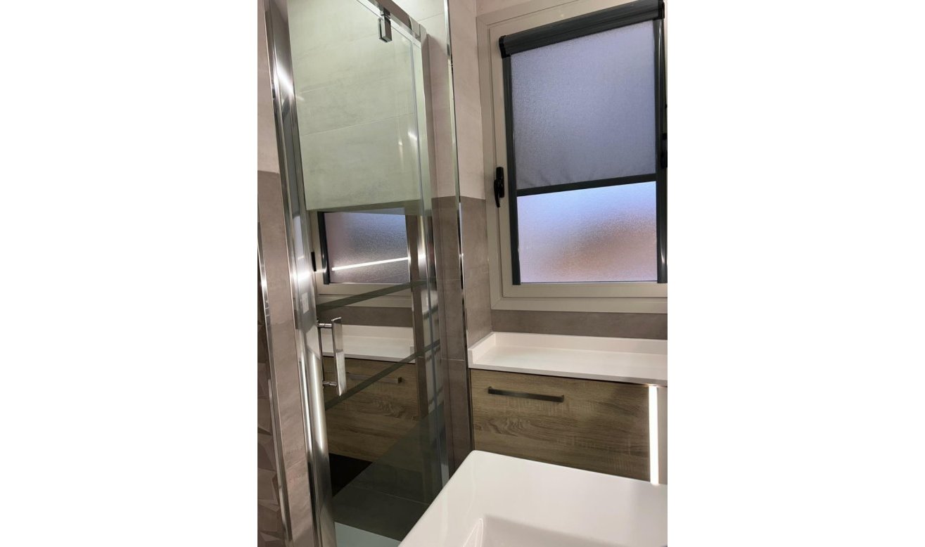 Reventa - Apartamento / piso - Torrevieja - Aguas Nuevas