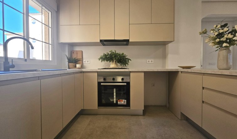 Reventa - Apartamento / piso - Cabo Roig