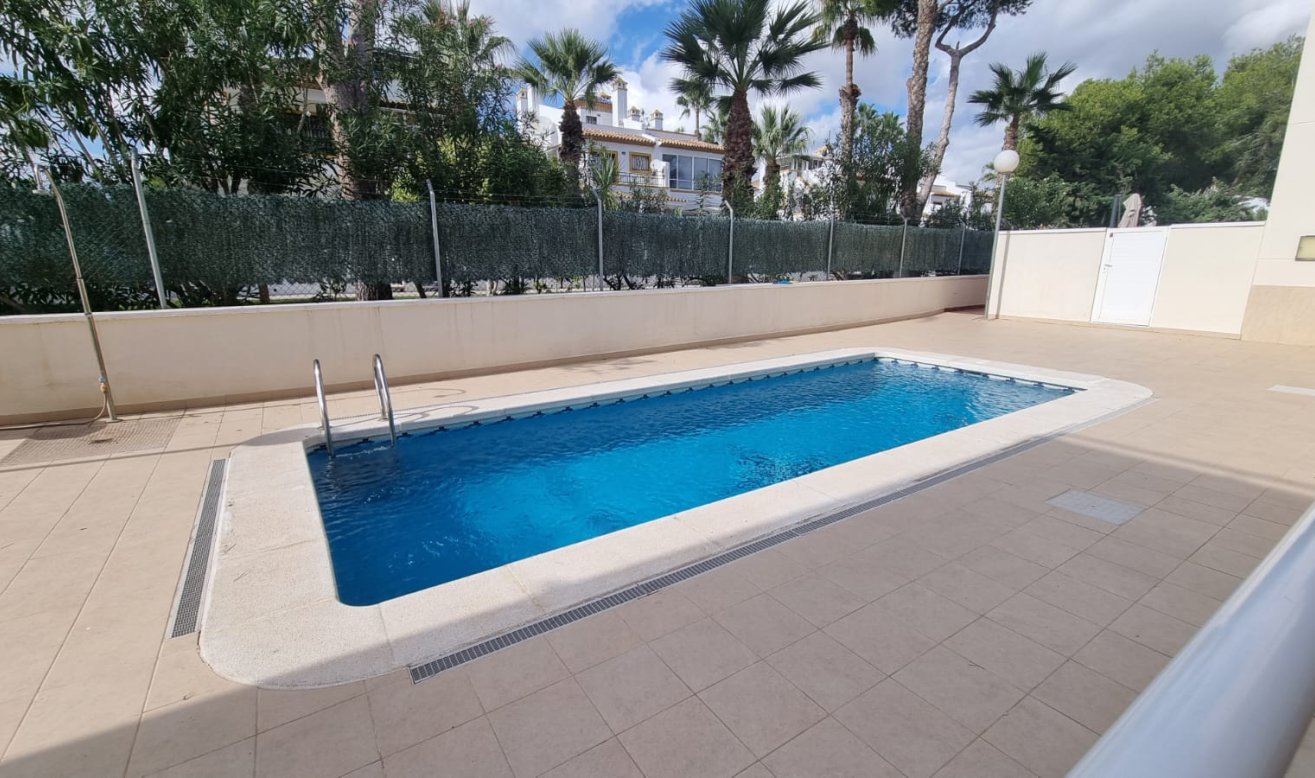 Reventa - Terraced house - Orihuela Costa - Los Dolses
