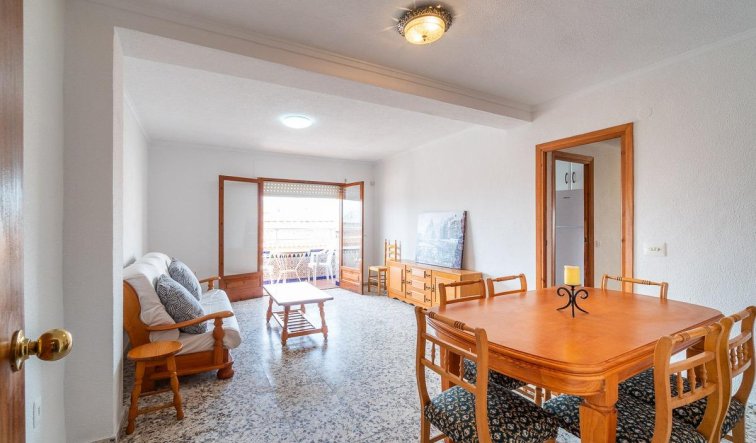 Reventa - Apartamento / piso - Torrevieja - Playa de los Naufragos