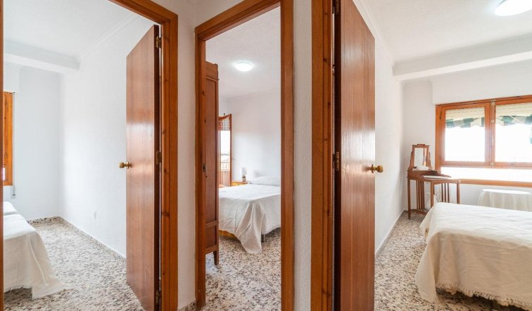 Reventa - Apartamento / piso - Torrevieja - Playa de los Naufragos