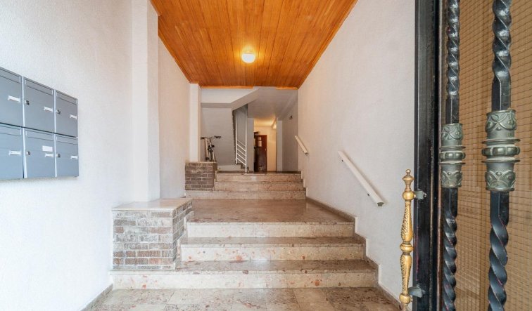 Reventa - Apartamento / piso - Torrevieja - Playa de los Naufragos