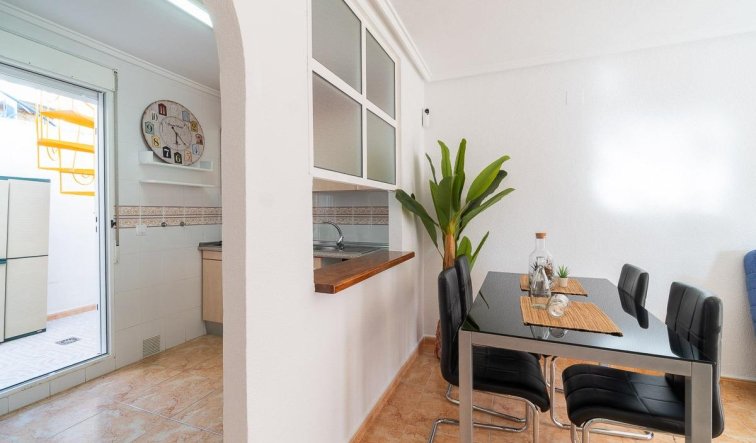 Reventa - Villa - Torrevieja - El limonar