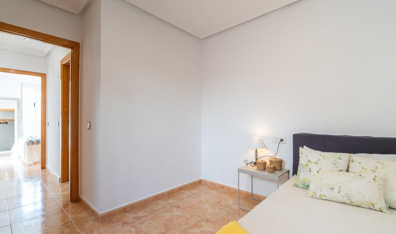 Reventa - Villa - Torrevieja - El limonar
