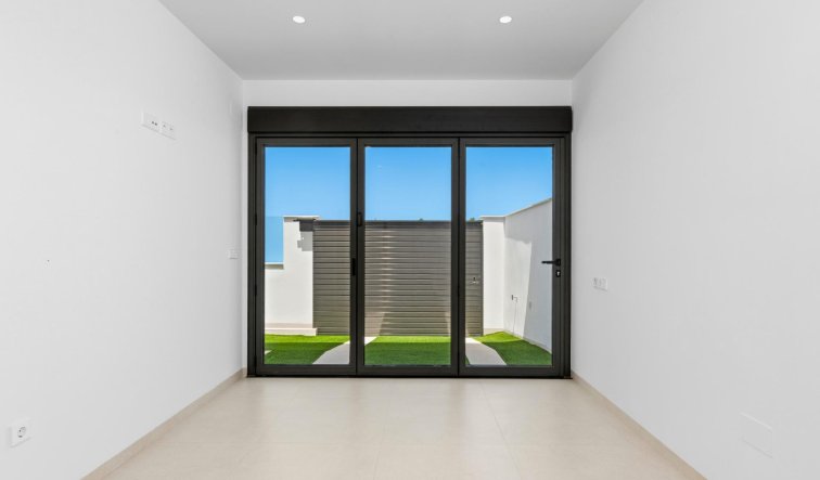 Obra nueva - Villa - Los Alcazares - Serena Golf