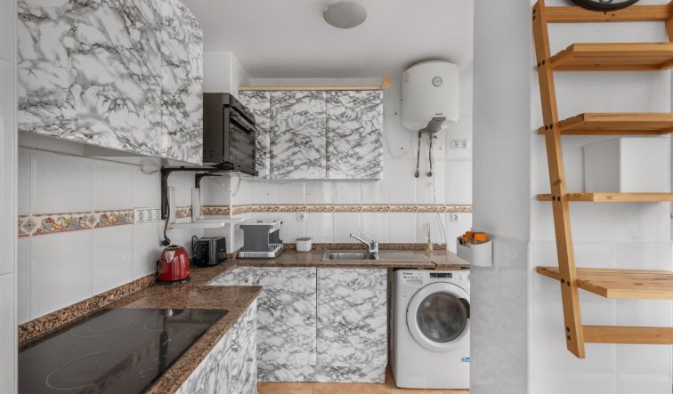 Reventa - Apartamento / piso - Torrevieja - Playa del cura