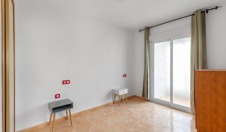 Reventa - Apartamento / piso - Torrevieja - Playa del cura