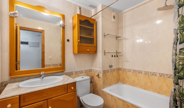 Reventa - Apartamento / piso - Torrevieja - Playa del cura