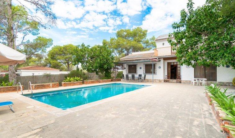 Resale - Villa - Pilar de la Horadada - Pinar de Campoverde