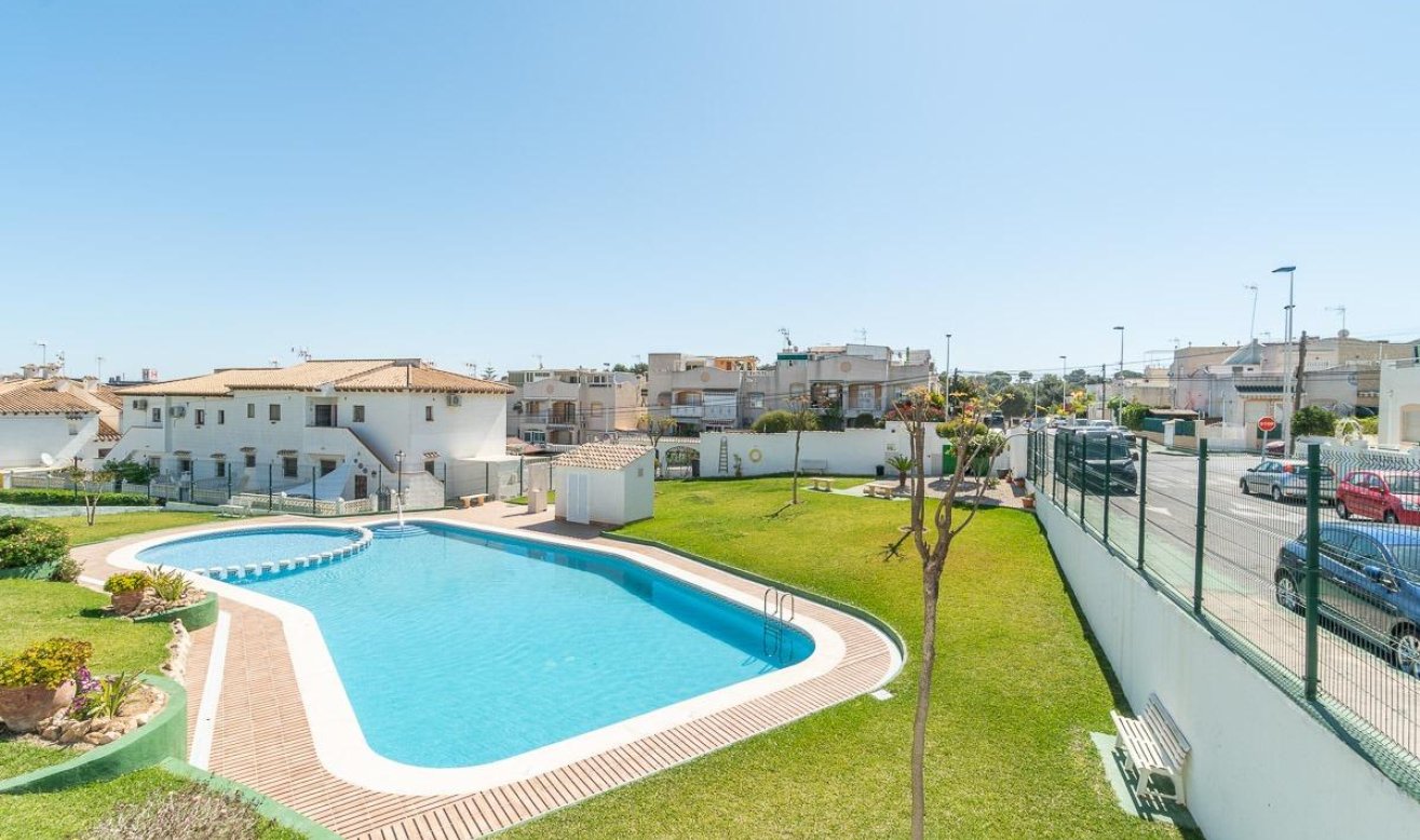Resale - Bungalow - Torrevieja - Los balcones