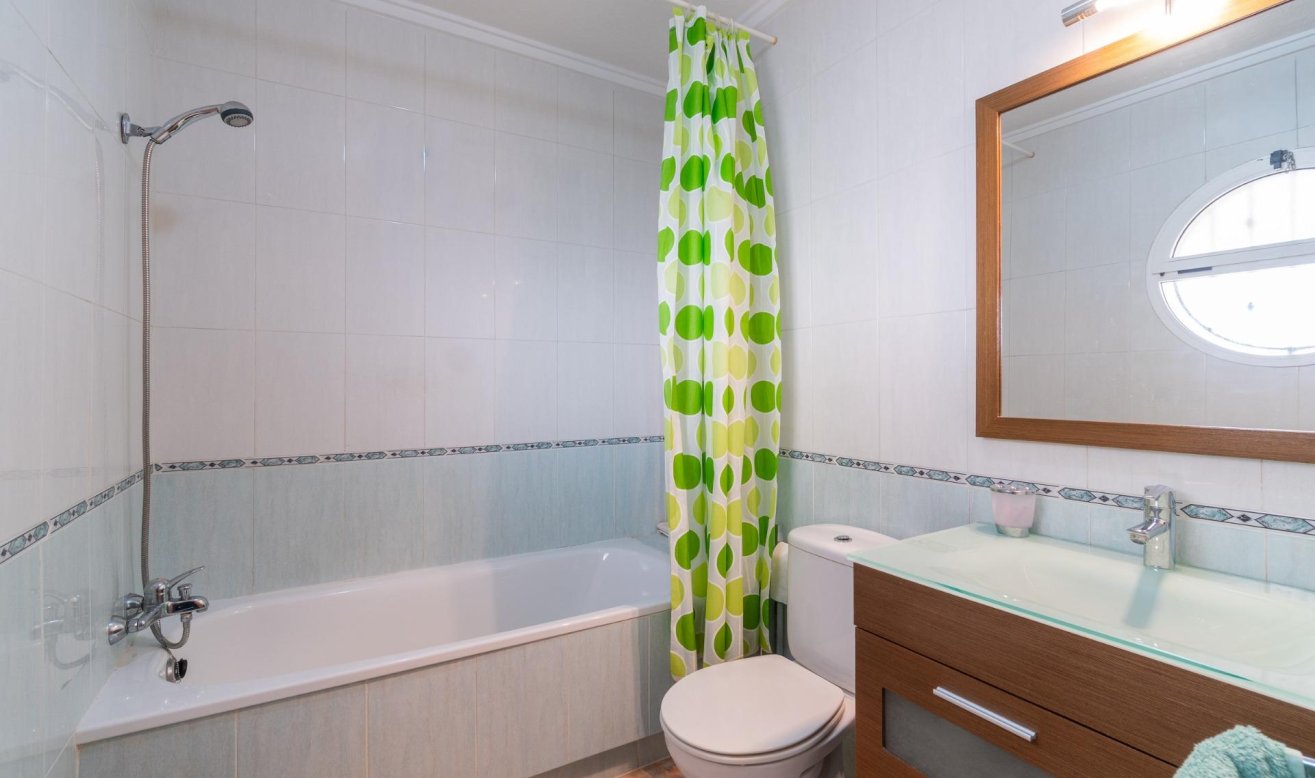 Reventa - House - Orihuela Costa - Playa Flamenca