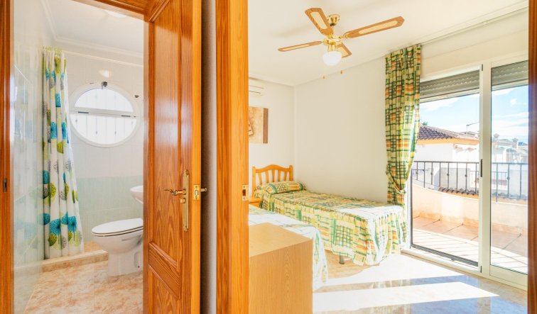 Reventa - House - Orihuela Costa - Playa Flamenca