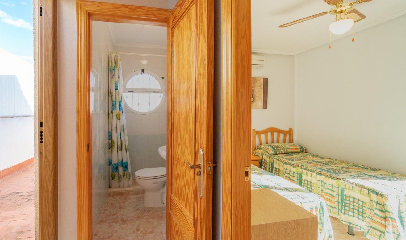 Reventa - House - Orihuela Costa - Playa Flamenca