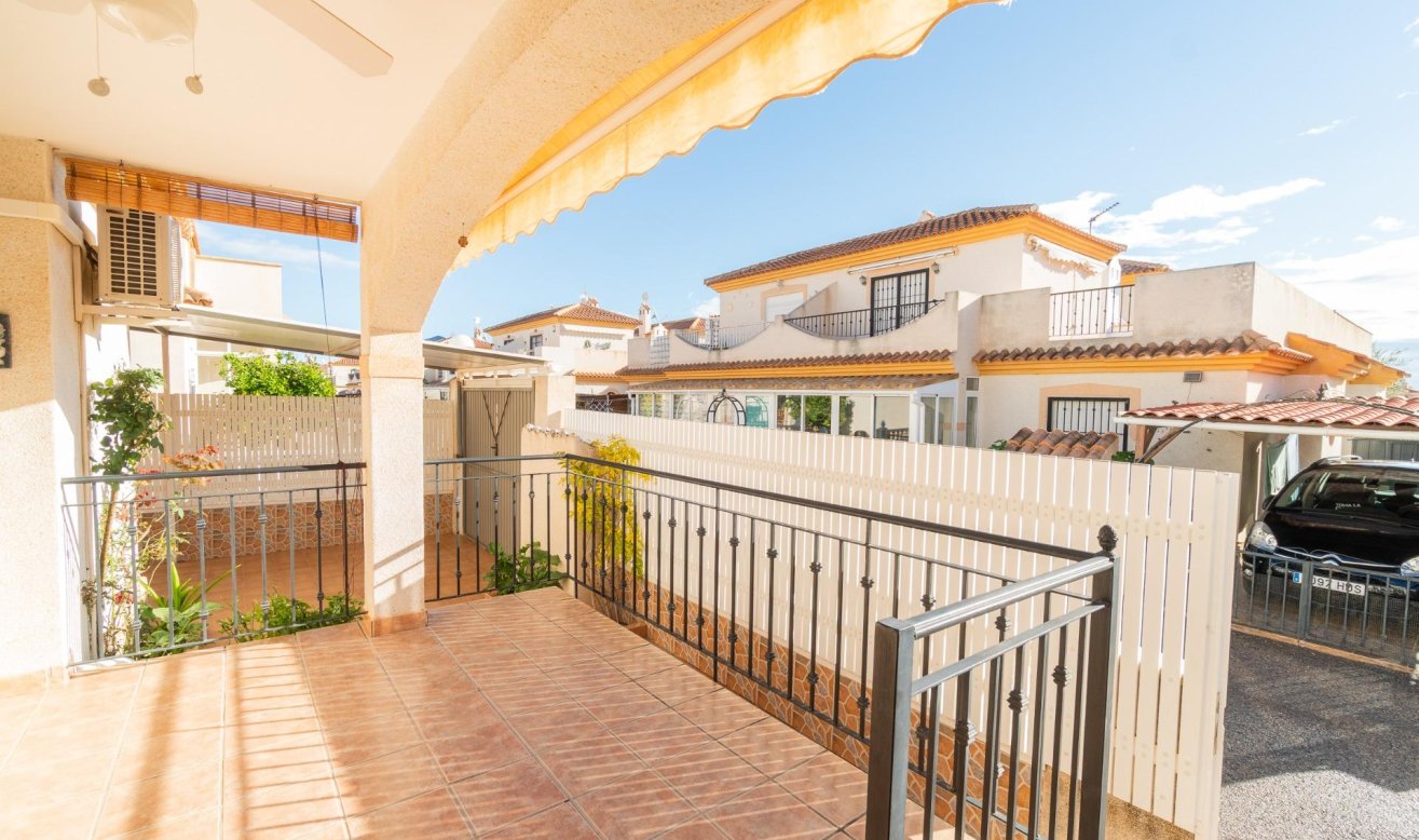 Reventa - House - Orihuela Costa - Playa Flamenca