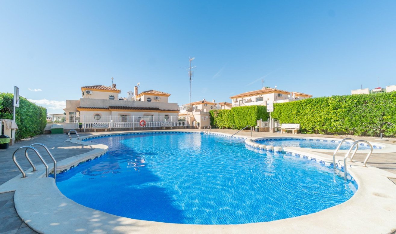 Reventa - House - Orihuela Costa - Playa Flamenca