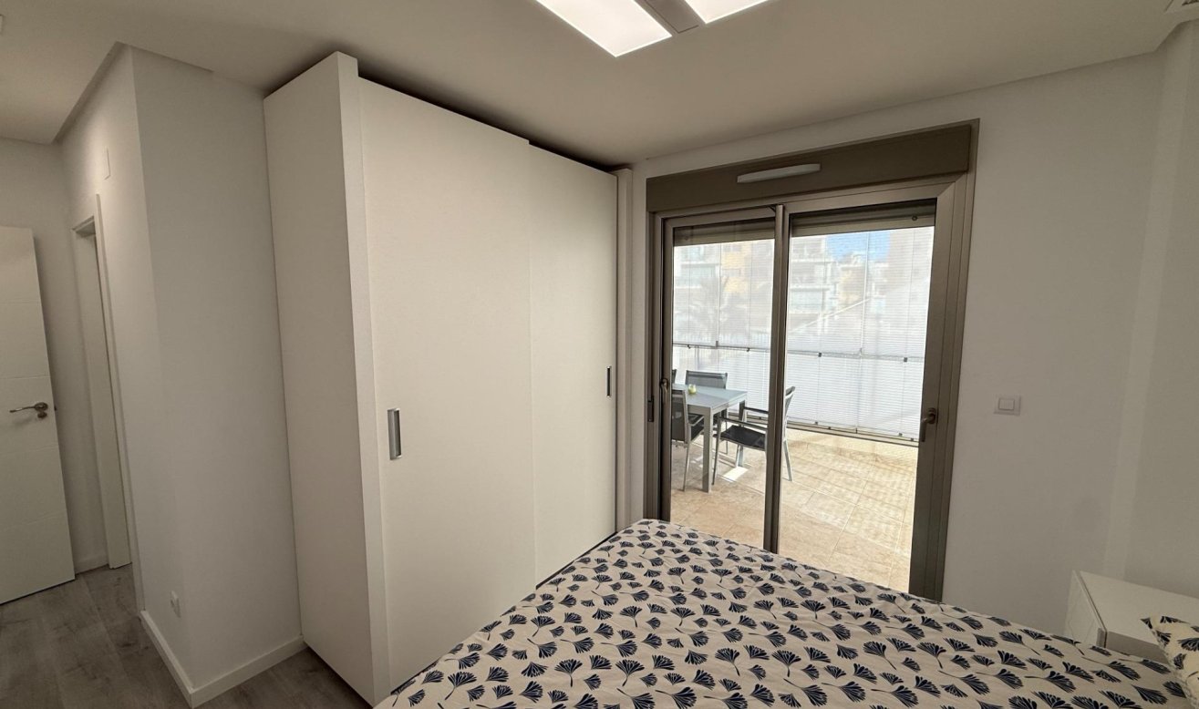 Reventa - Apartamento / piso - Orihuela Costa - Los Dolses