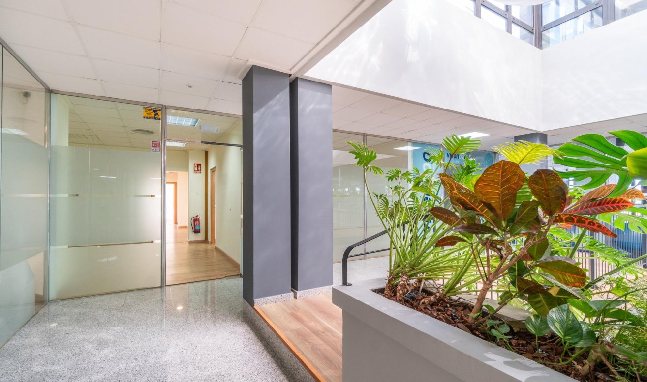  - Commercial Unit - Orihuela Costa - Playa Flamenca