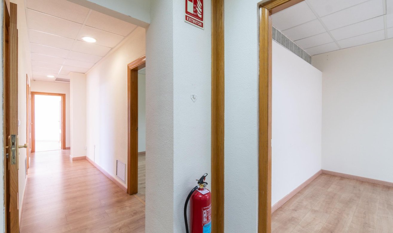  - Commercial Unit - Orihuela Costa - Playa Flamenca