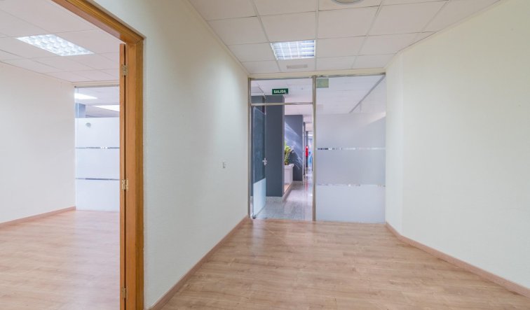  - Commercial Unit - Orihuela Costa - Playa Flamenca