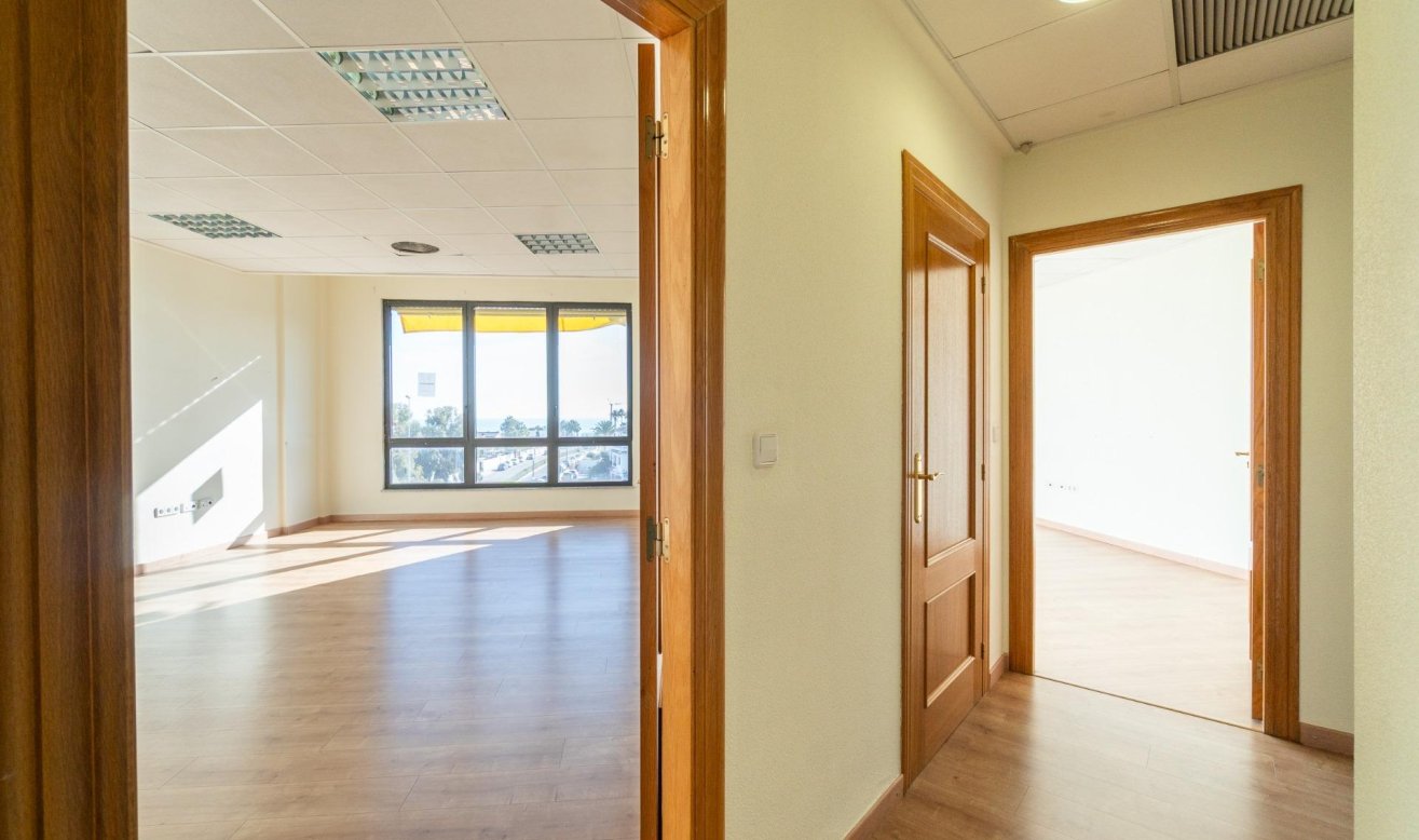  - Commercial Unit - Orihuela Costa - Playa Flamenca