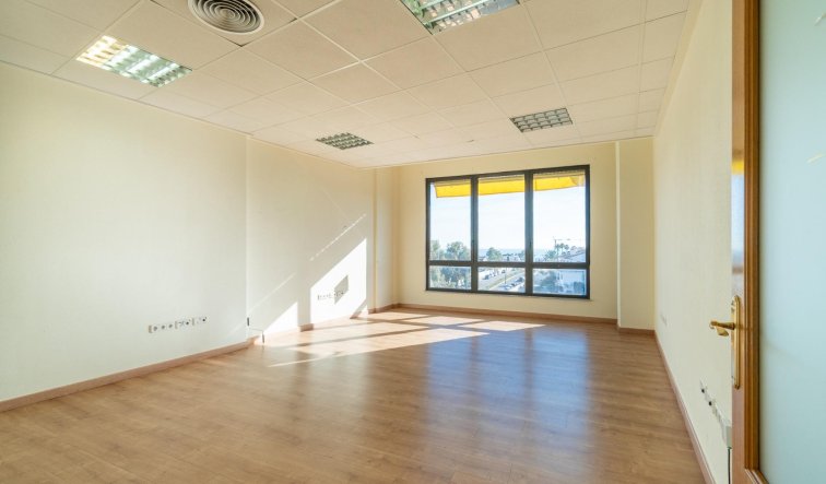  - Commercial Unit - Orihuela Costa - Playa Flamenca