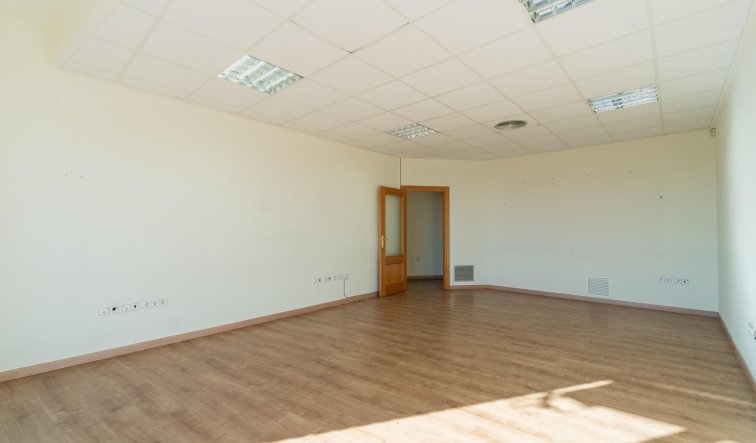  - Commercial Unit - Orihuela Costa - Playa Flamenca