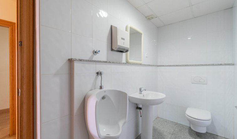  - Commercial Unit - Orihuela Costa - Playa Flamenca