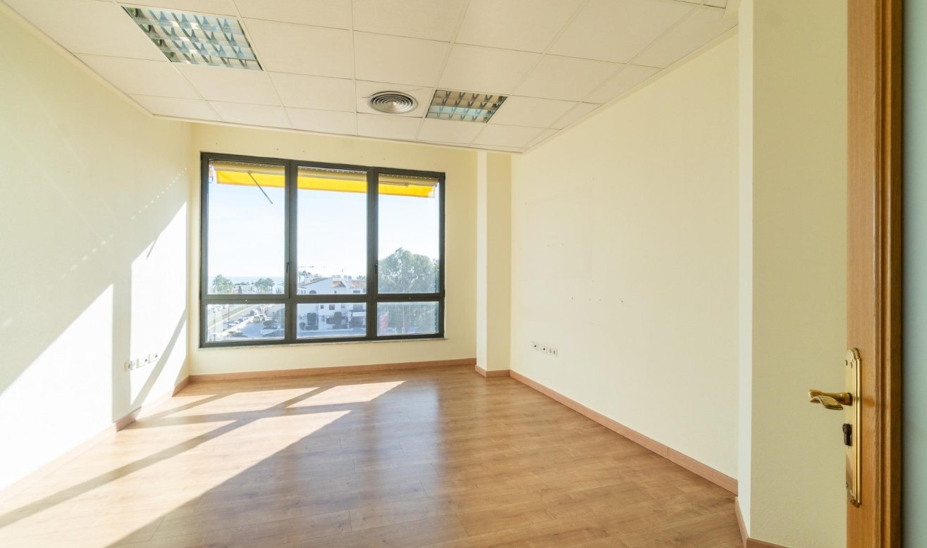  - Commercial Unit - Orihuela Costa - Playa Flamenca