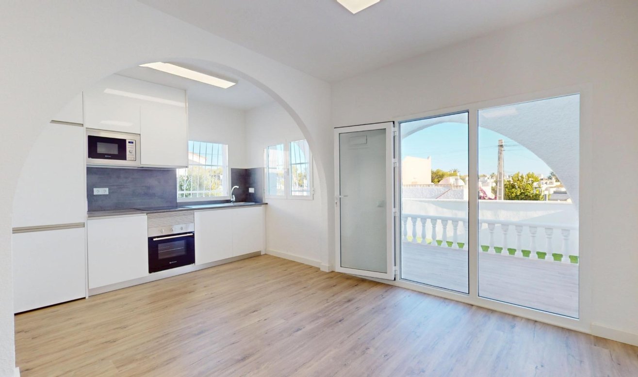 Reventa - Bungalow - San Miguel de Salinas - BLUE LAGOON