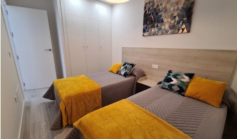 Obra nueva - Adosado - Avileses