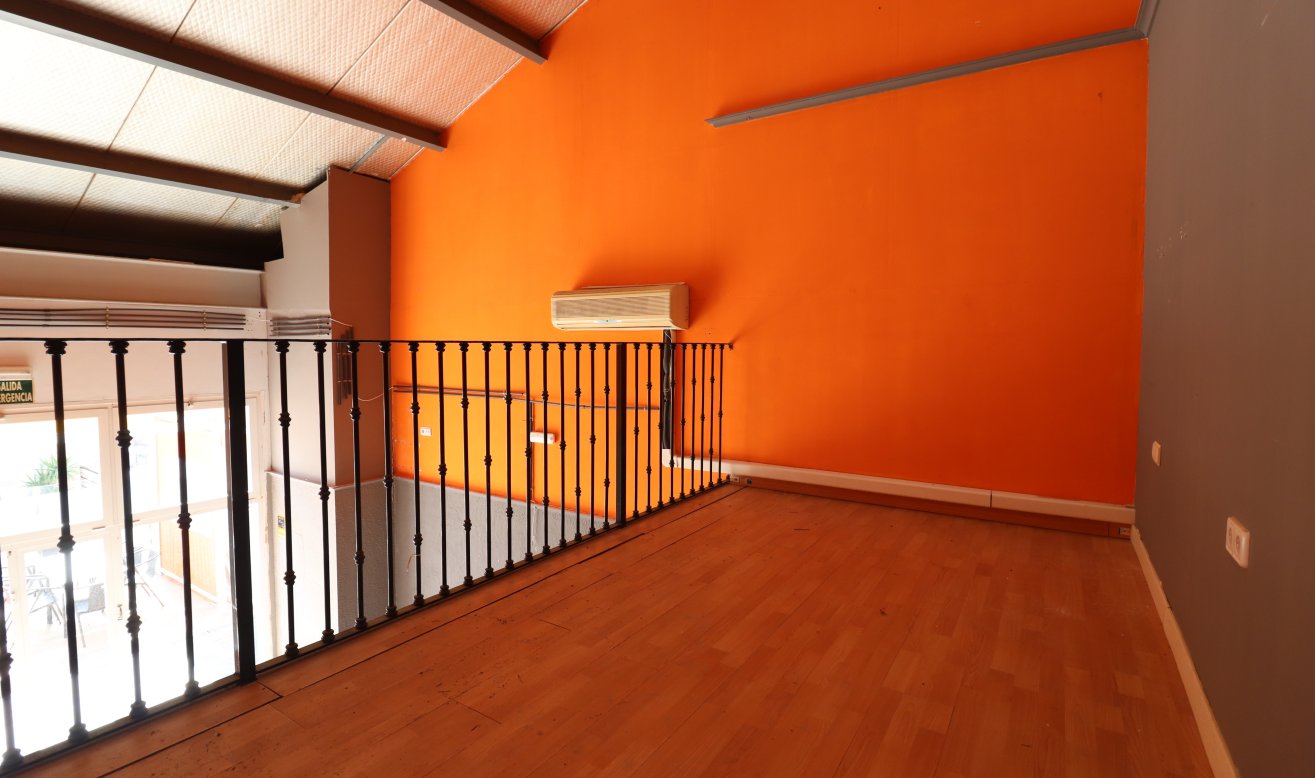 Resale - Commercial - Algorfa - La Finca Golf Resort