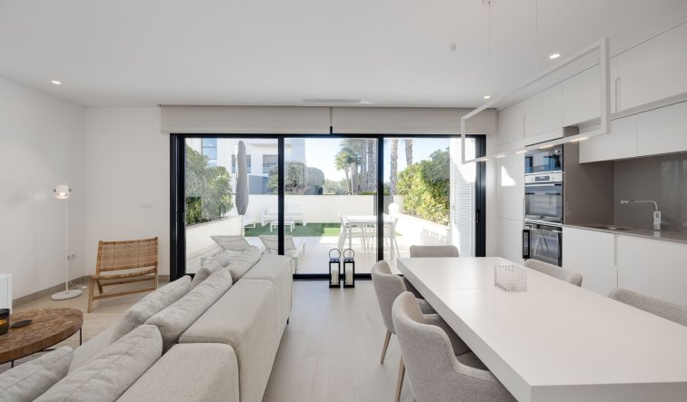 Resale - Apartment / flat - Las Colinas Golf Resort