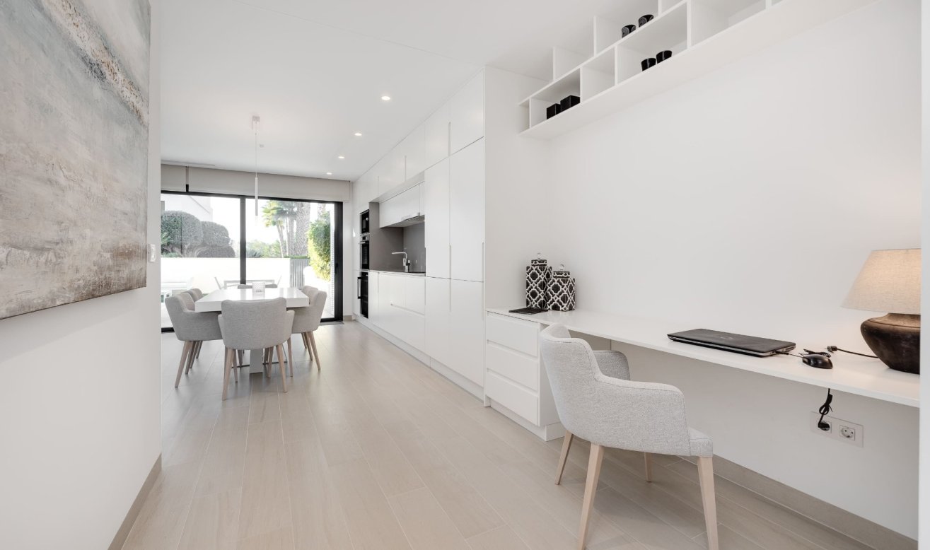 Resale - Apartment / flat - Las Colinas Golf Resort