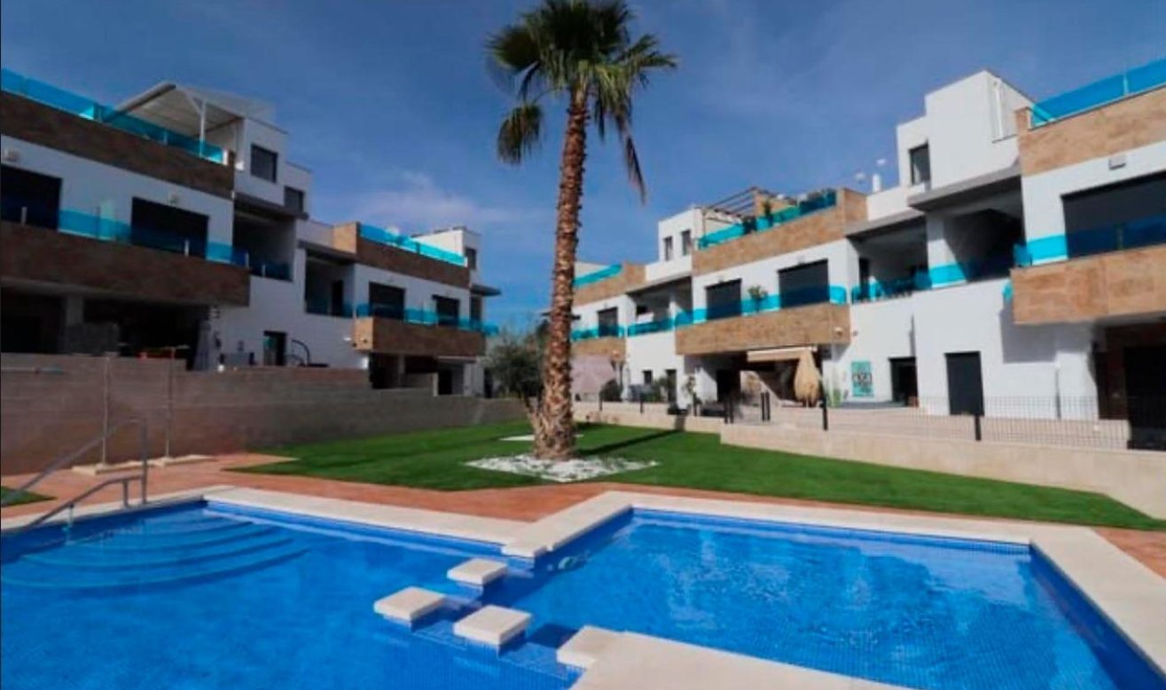 Obra nueva - Adosado - Bigastro - pueblo